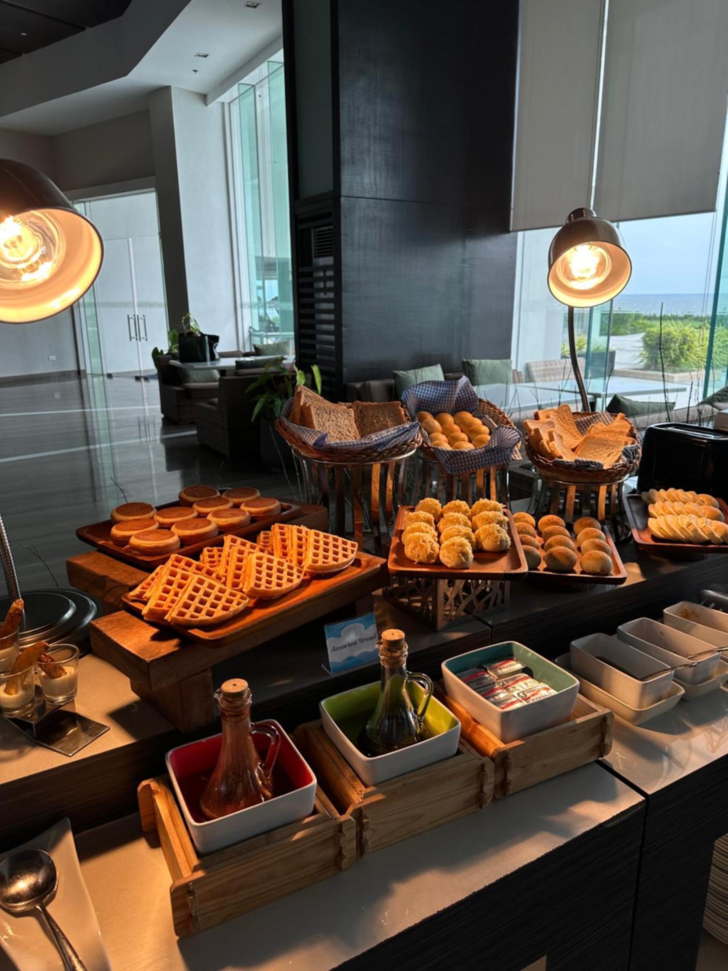 Arterra Seaview Resort ماكتان المظهر الخارجي الصورة